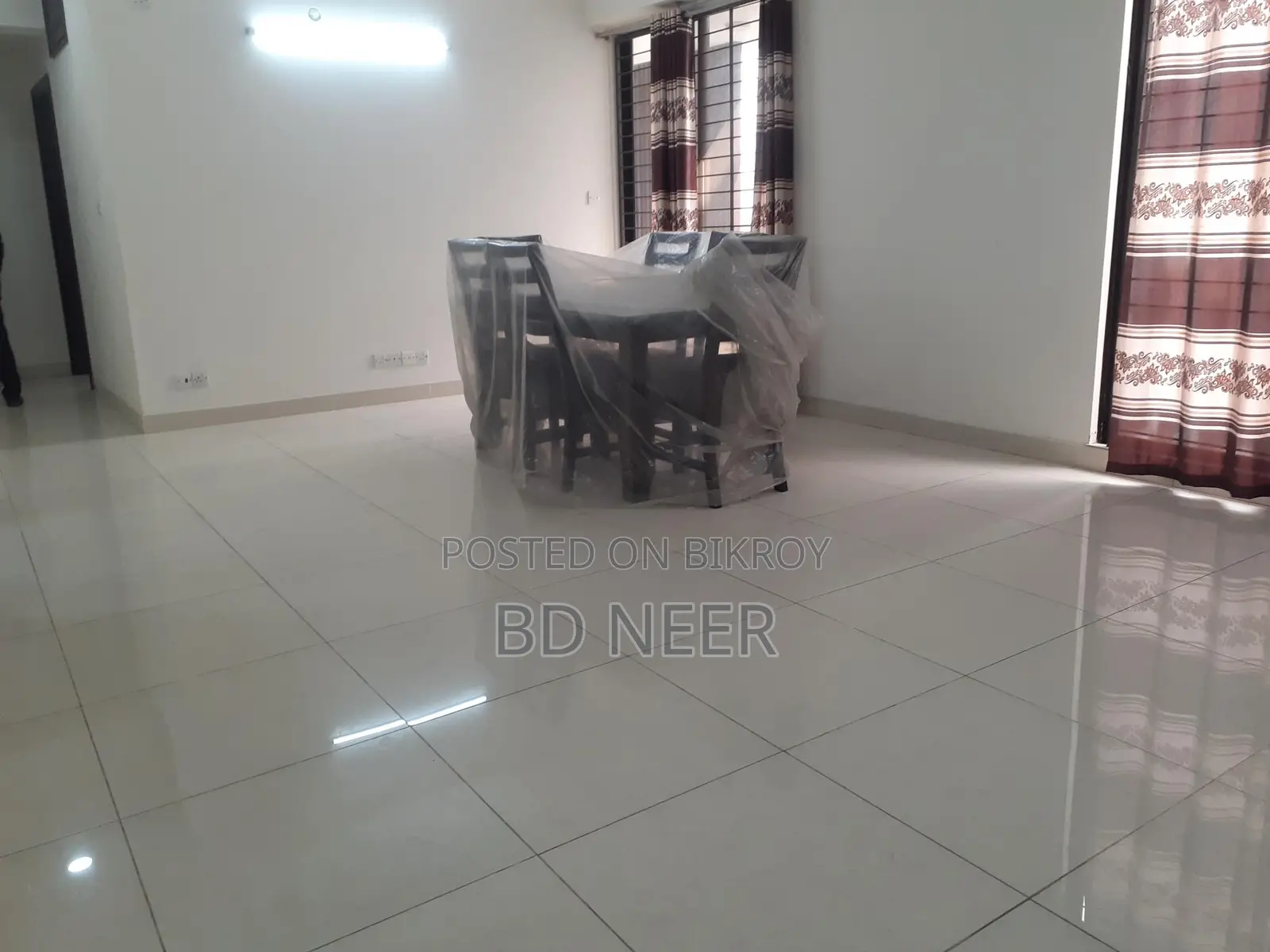 Fully Furnished 4 Bedroom Apt. Rent in Gulshan-2 in Gulshan