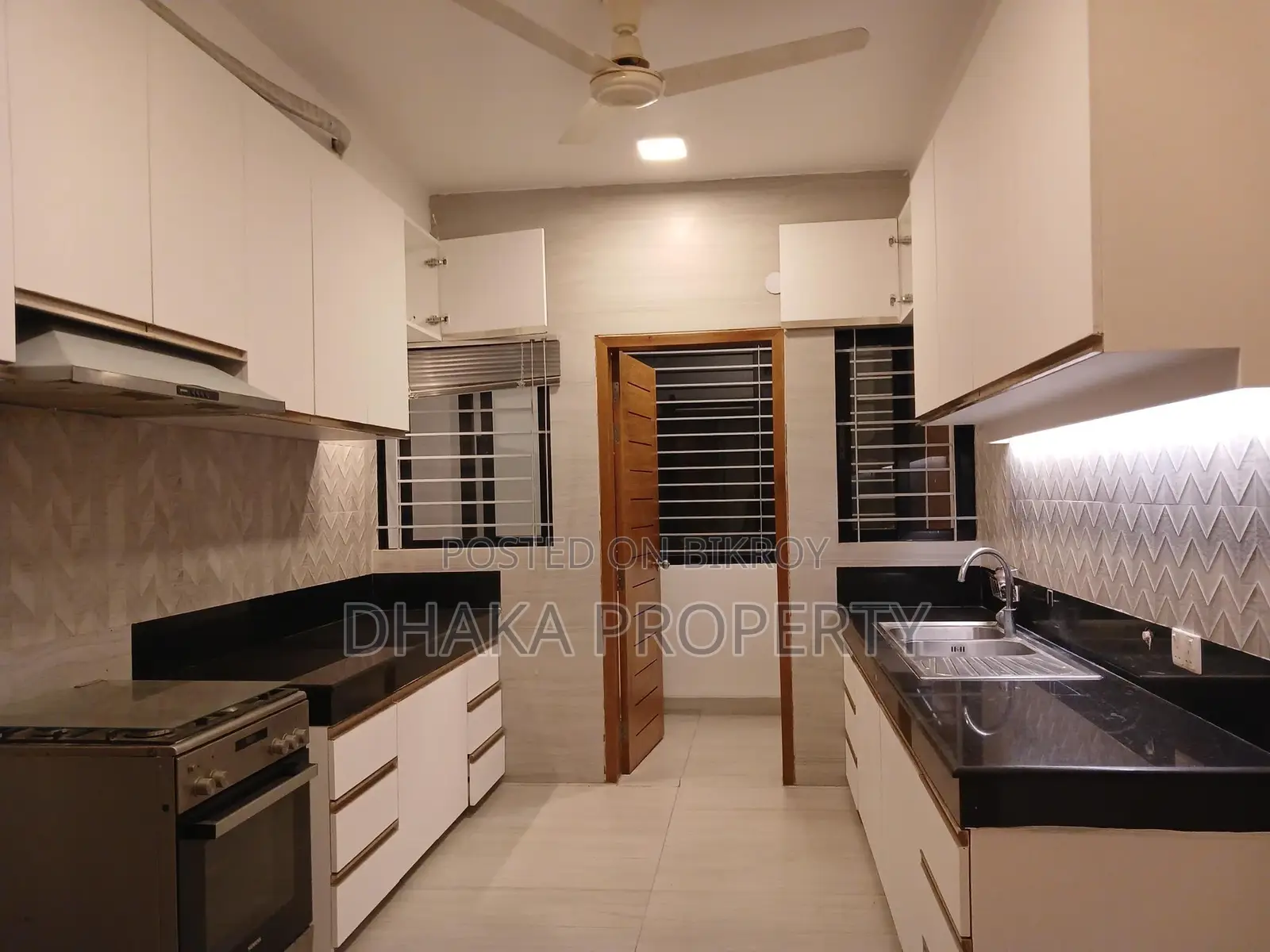 3400sqFt.3Bed Luxury Furnish Apartment Rent At Baridhara DiplomaticZone in Baridhara