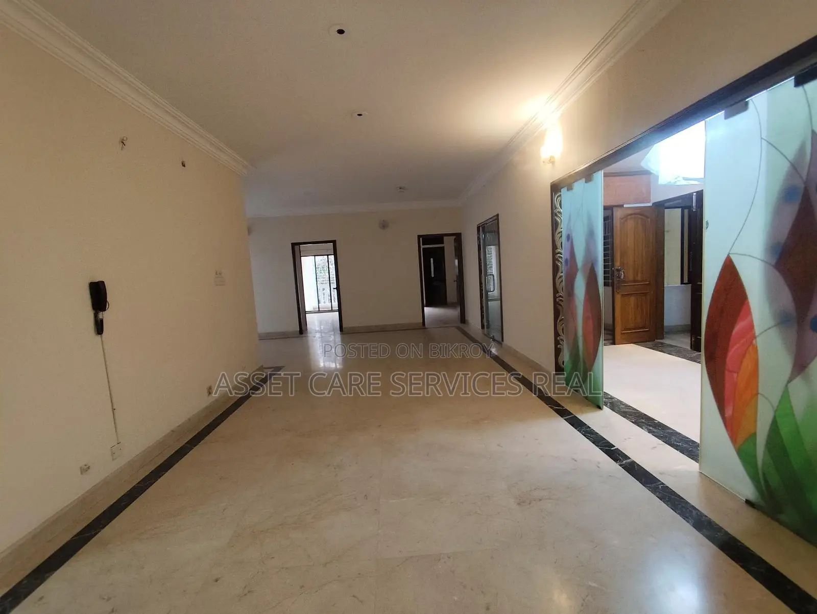 3000-Sqft 3Bed Un-Furnished Exclusive Apartment Rent In Gulshan-2 in Gulshan