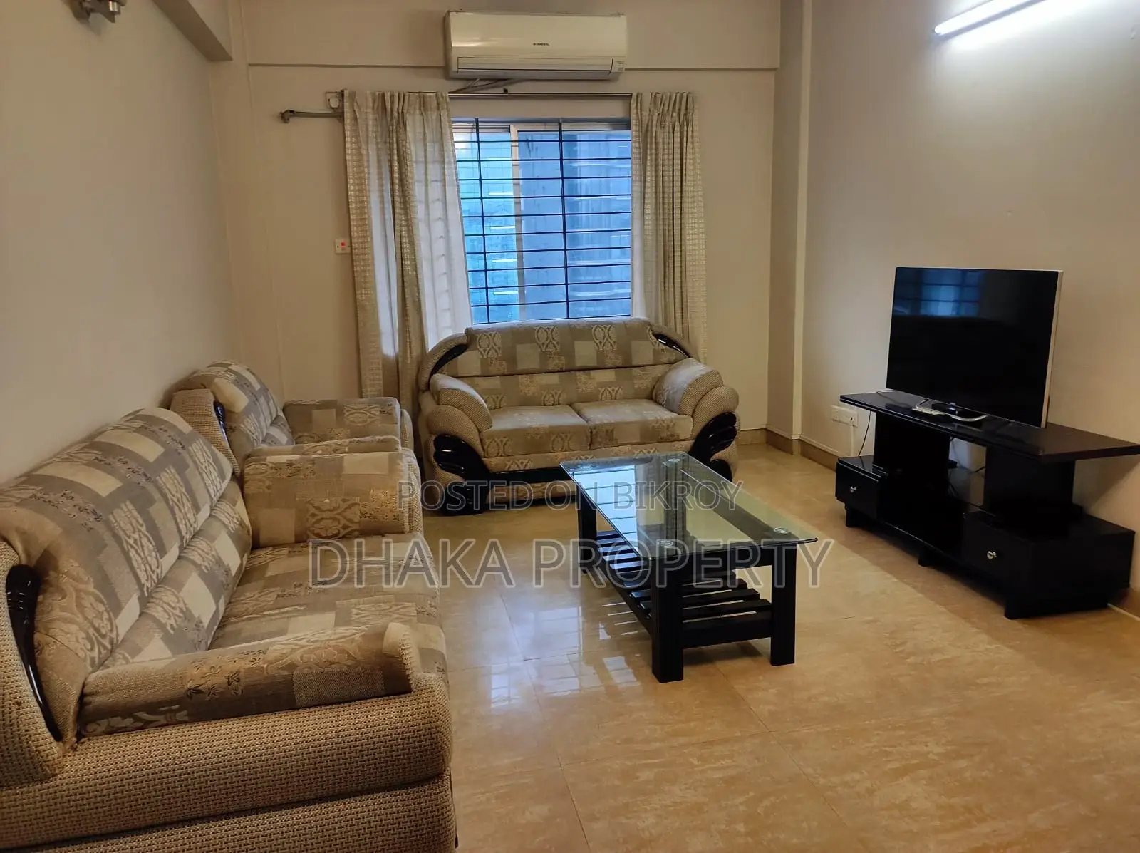 Fully Furnished (2700-Sqft) Nice Apartment Rent in Gulshan in Gulshan