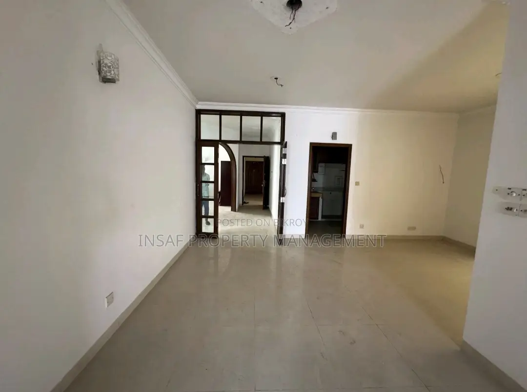 2200 Sq Ft Luxury Apartment for Sale | Prime Location Ready Property in Gulshan
