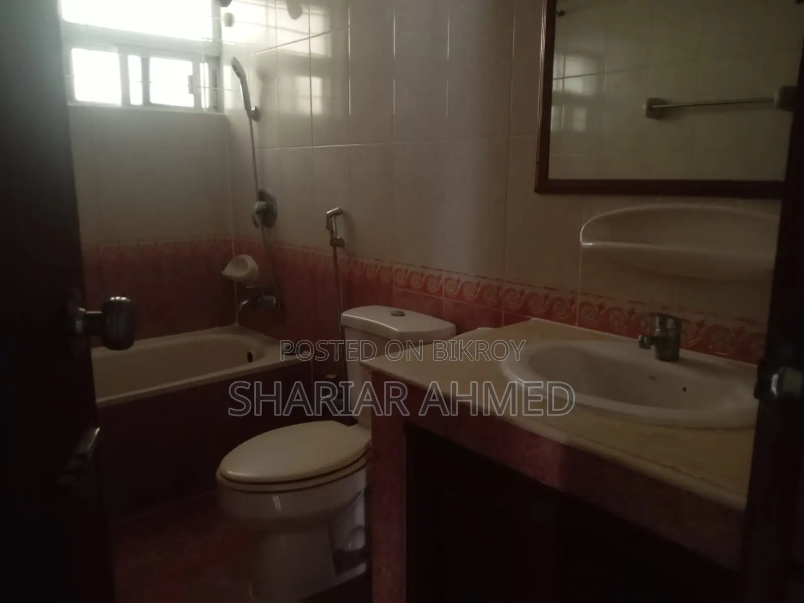 Unfurnished 3bed-2200 Sqft Apt: Rent In Gulshan in Gulshan