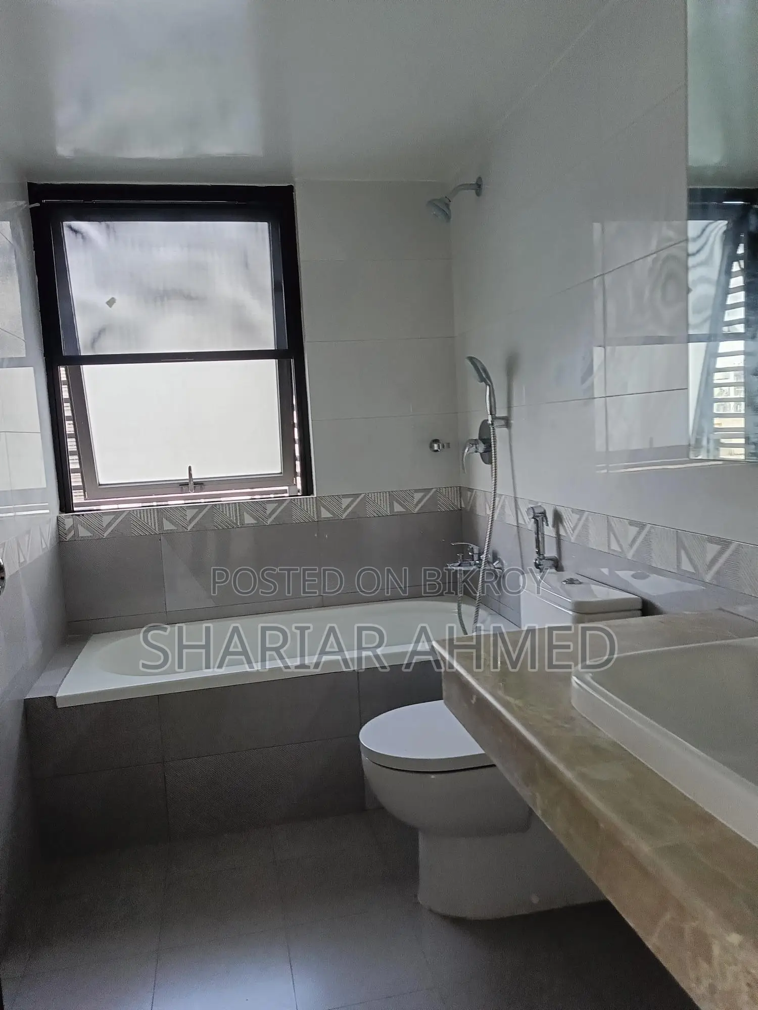 Well Built And Properly Designed Apt: Of 3800 SQ FT For Rent In Gulshan in Gulshan