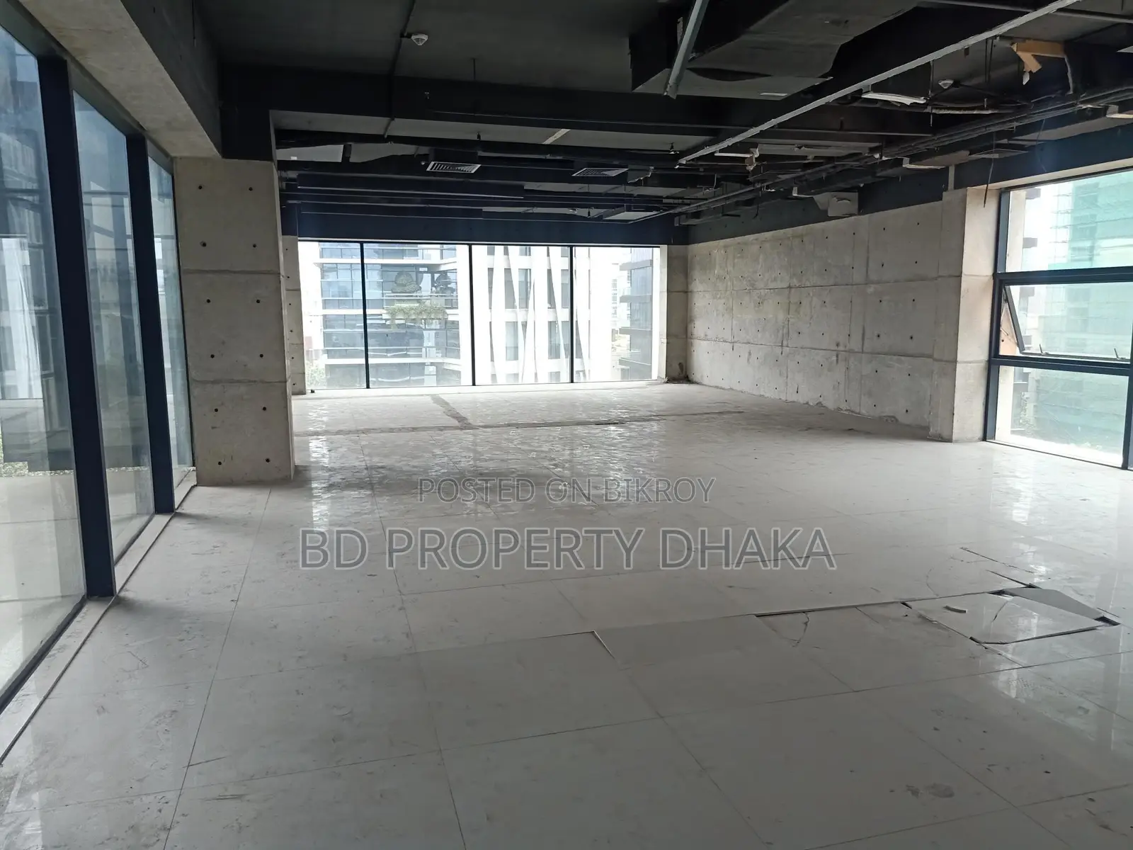 3020 Sqft Open Commercial Space Rent In Gulshan Avenue in Gulshan