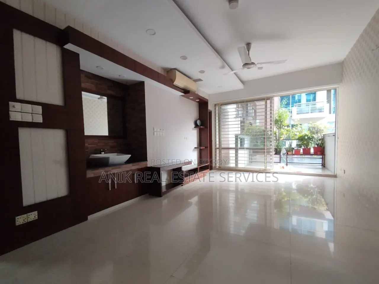Good Quality 3 Bedroom Semi Farnised Flat Rent At Gulshan in Gulshan