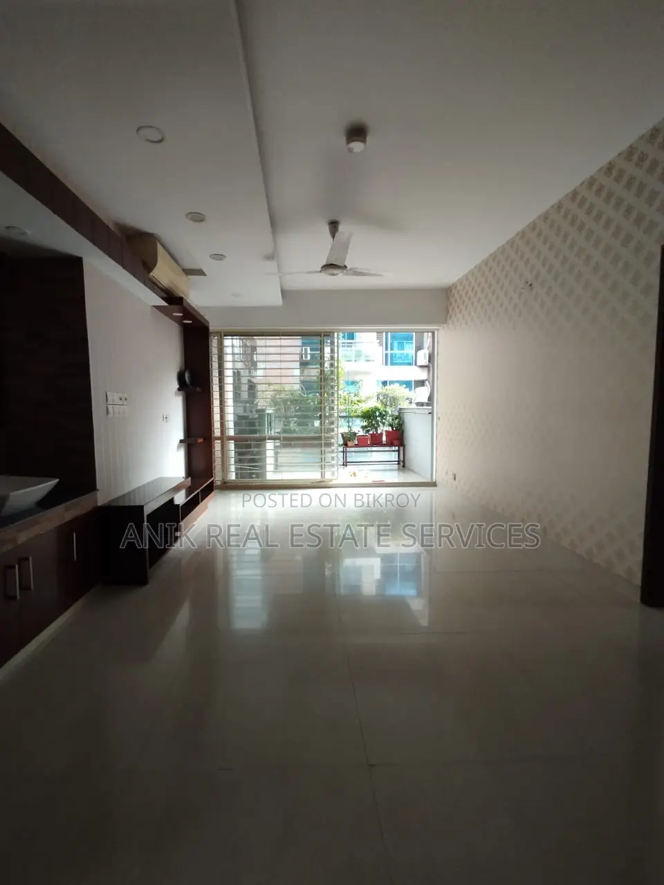 Good Quality 3 Bedroom Semi Farnised Flat Rent At Gulshan in Gulshan