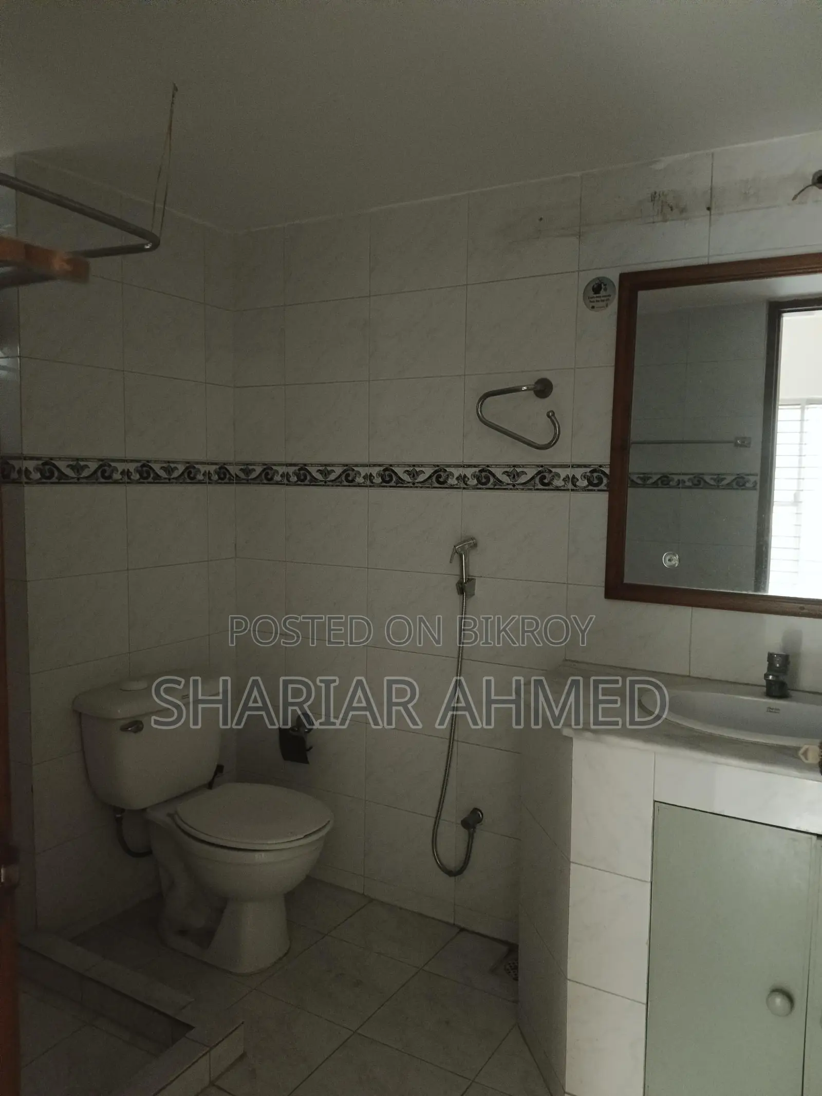 2500 Sqft 3 Bed -Furnished Apartment For Rent In Gulshan 2 in Gulshan