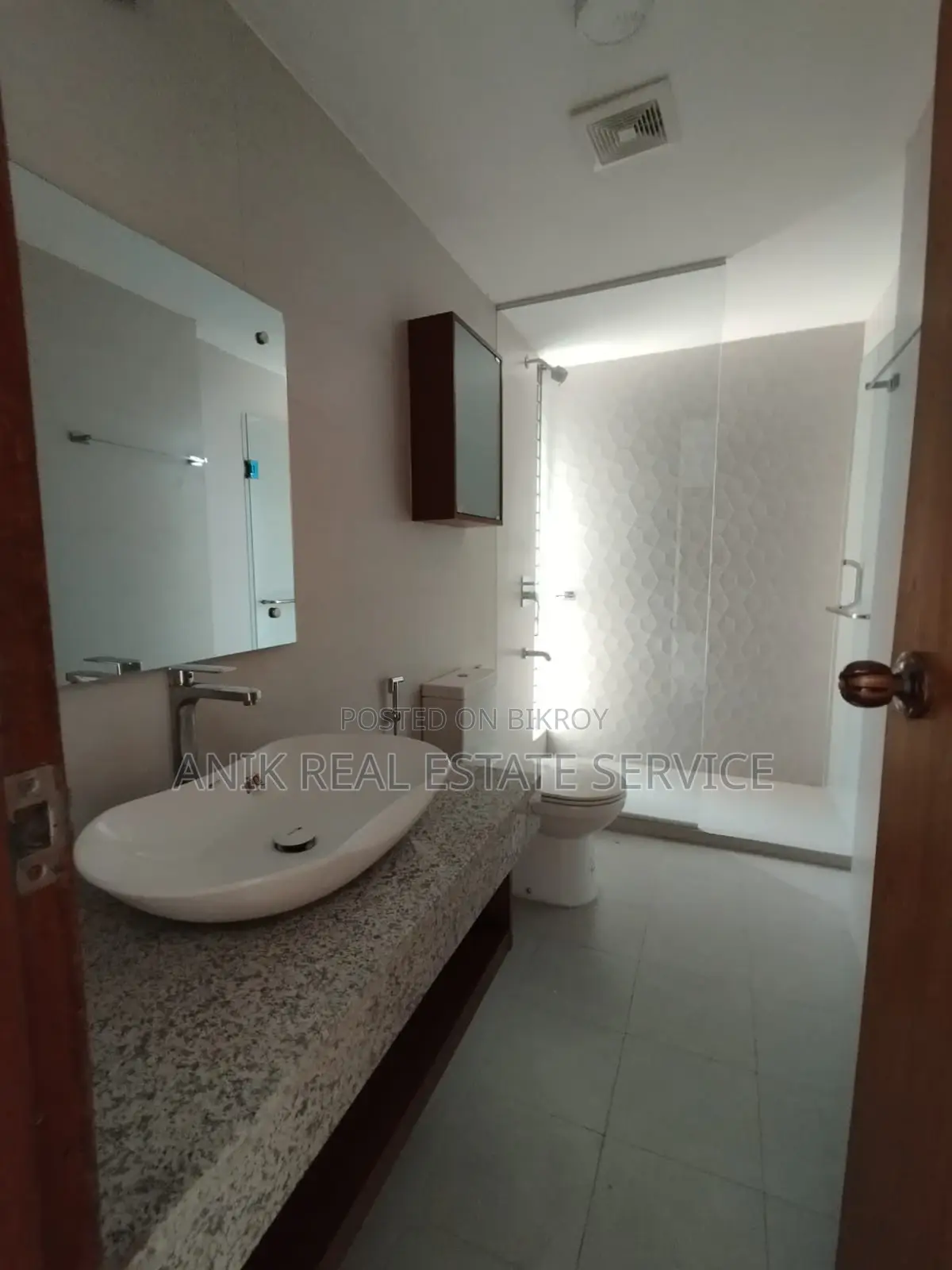 3300 Sft Good Quality Office Space Rent At Baridhara in Baridhara