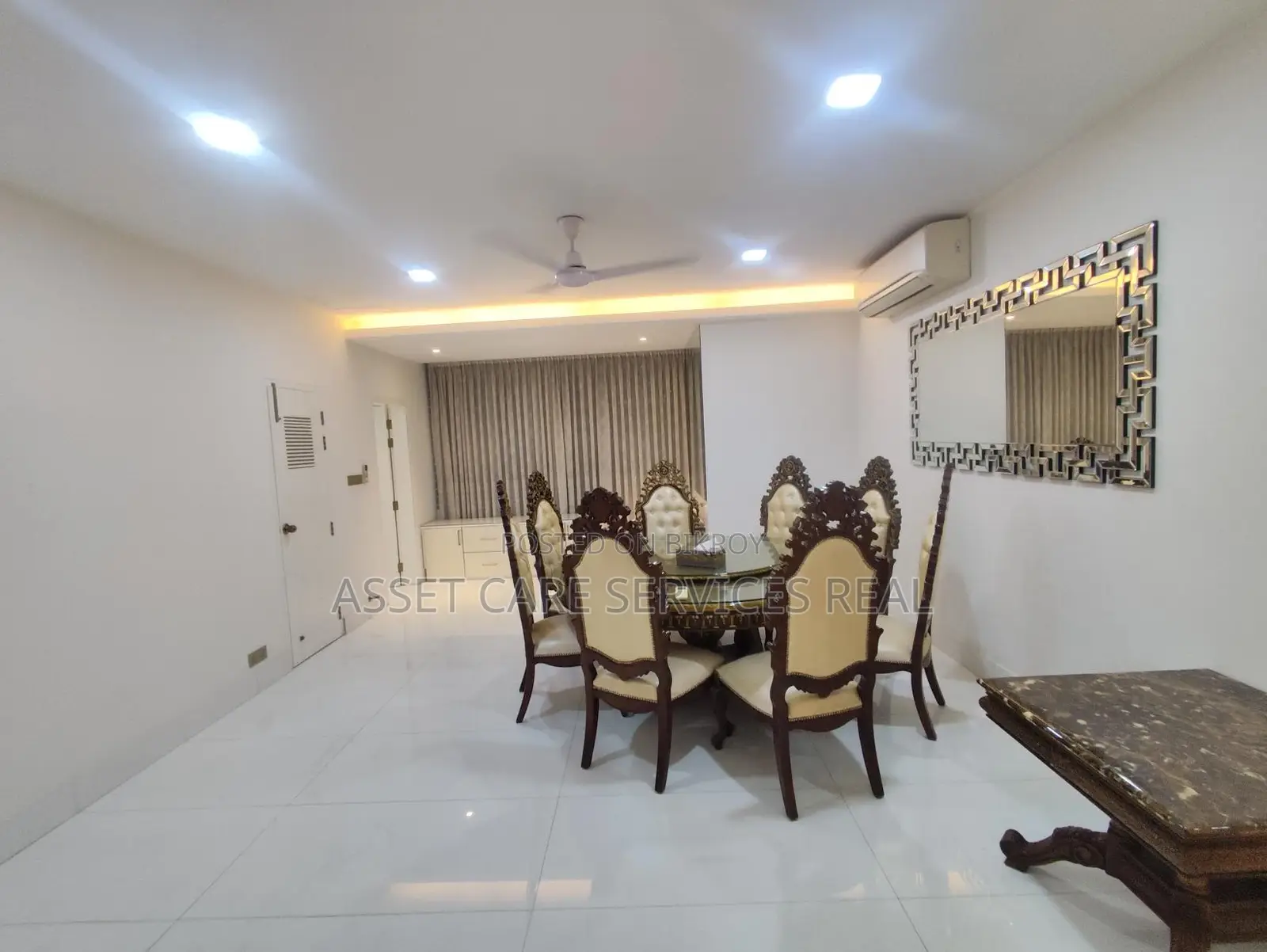 Baridhara Diplomatic Zone Luxurious 4Bed Furnished Apartment Rent in Baridhara