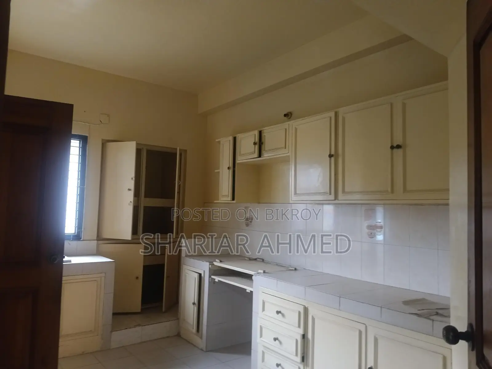 3 Bedroom Un-Furnished Apartment For Rent In Gulshan in Gulshan