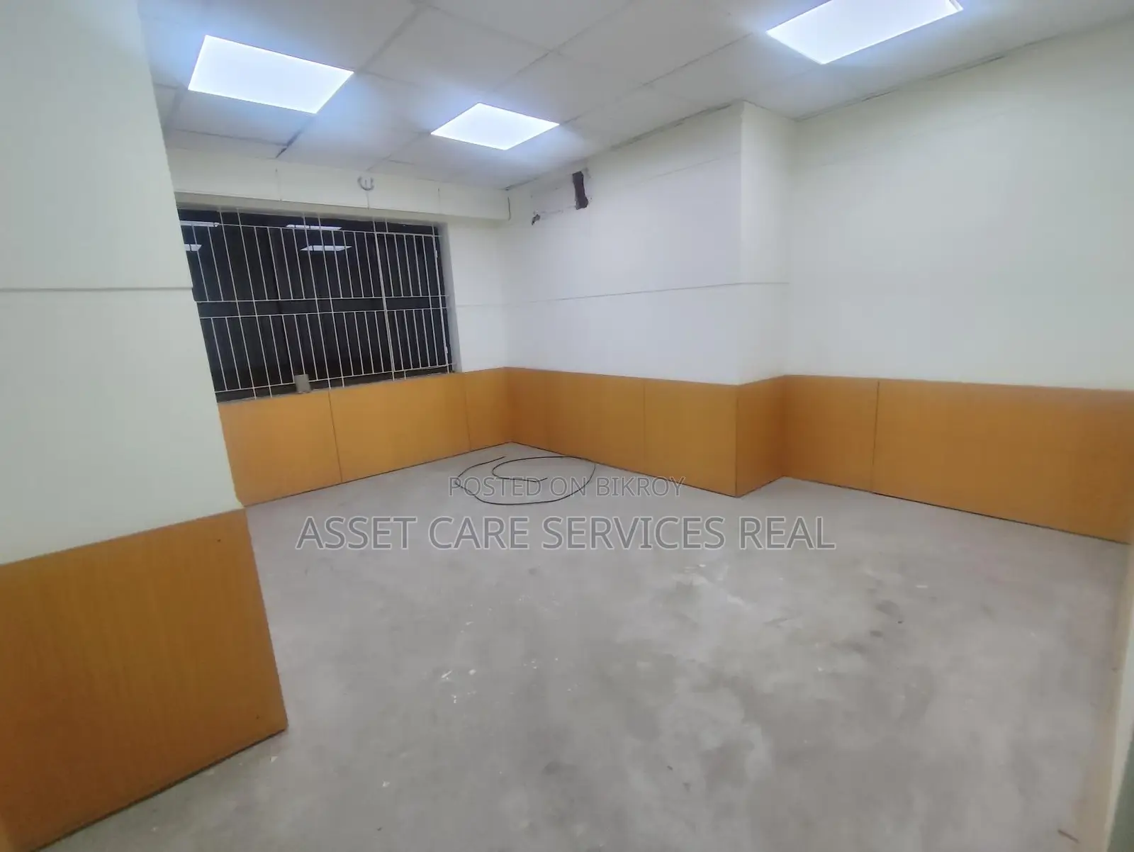 Gulshan-1 Avenue Road 6000Sqft Commercial Office Space Rent in Gulshan