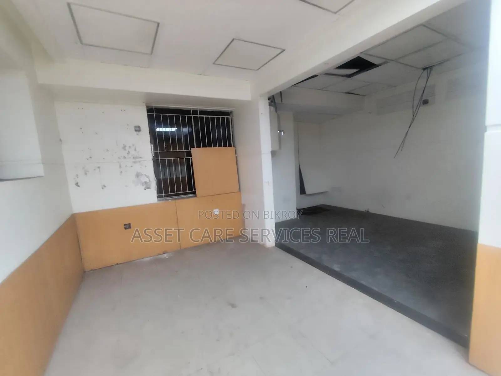 Gulshan-1 Avenue Road 6000Sqft Commercial Office Space Rent in Gulshan