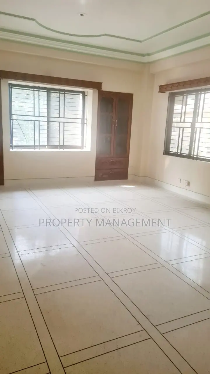 3100Sqft Office Space Rent Banani Nice View in Banani