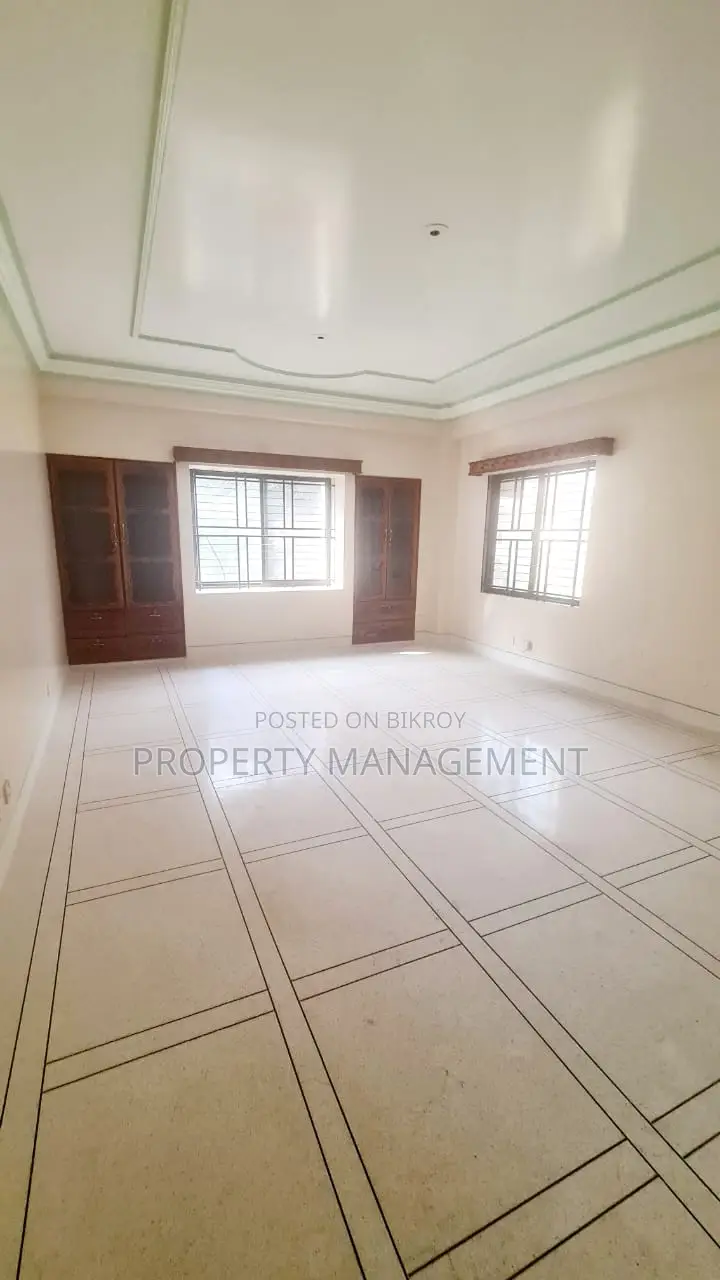 3100Sqft Office Space Rent Banani Nice View in Banani