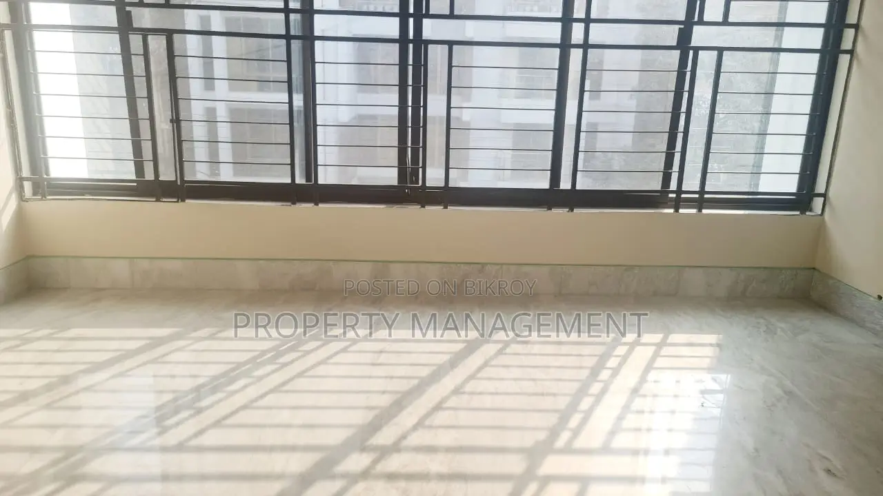 3100Sqft Office Space Rent Banani Nice View in Banani