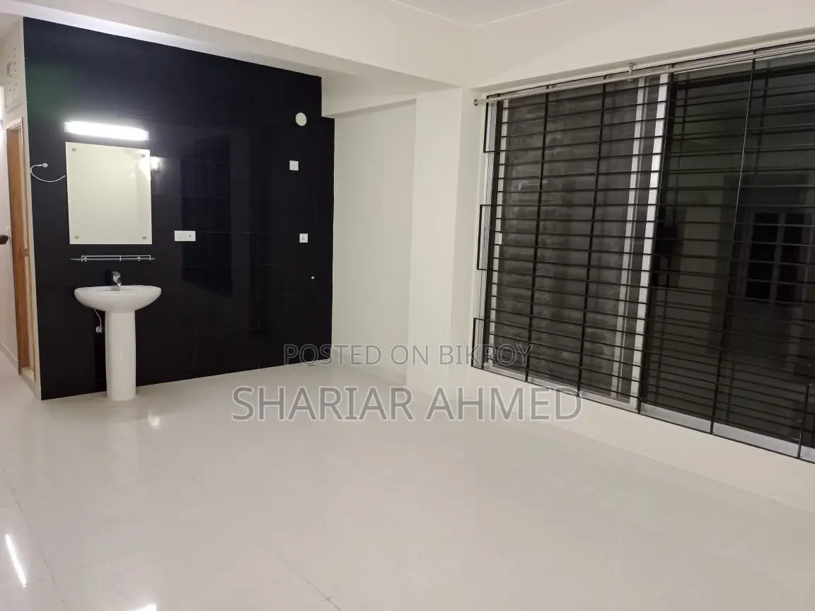 Unfurnished New 2250 SqFt Apartment Rent @ Gulshan in Gulshan