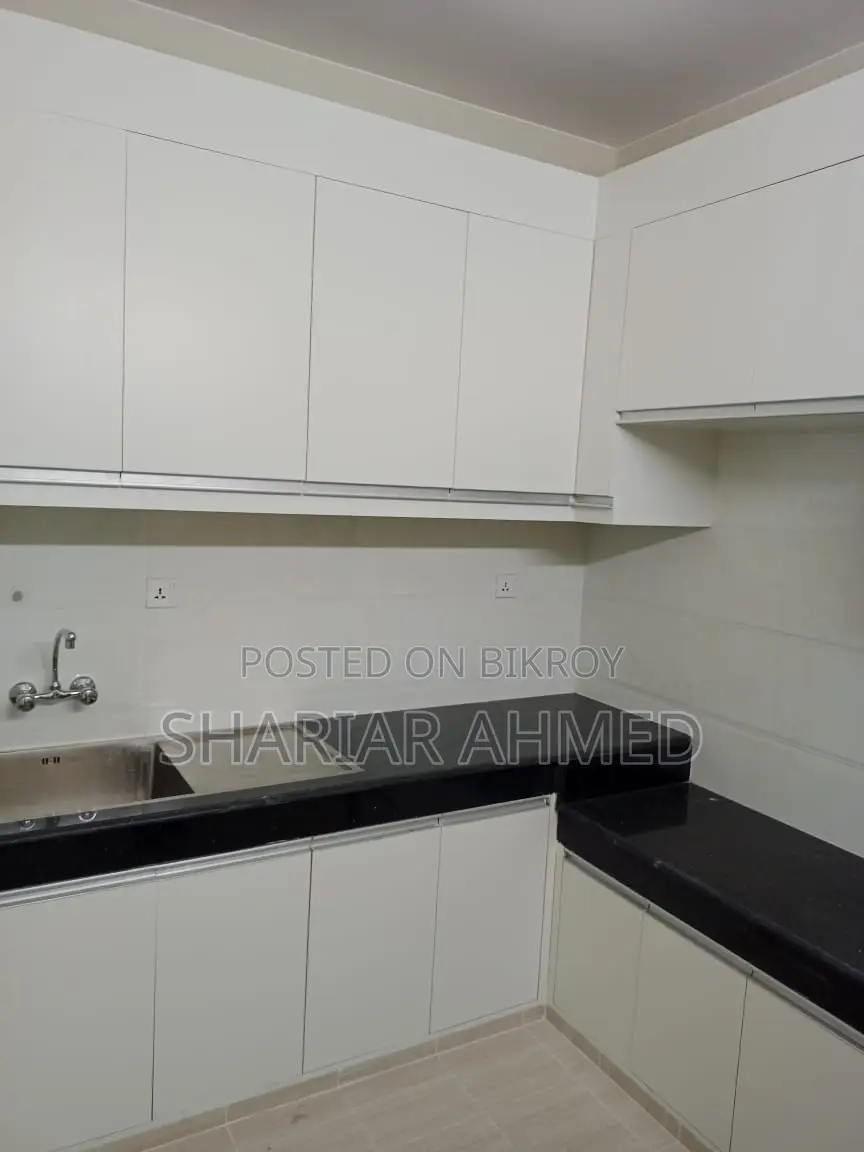 Unfurnished New 2250 SqFt Apartment Rent @ Gulshan in Gulshan