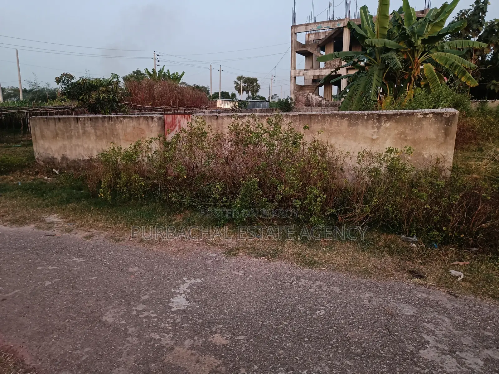 Near 75ft, Semi Corner, 5 Katha Plot In Sec#8 in Purbachal