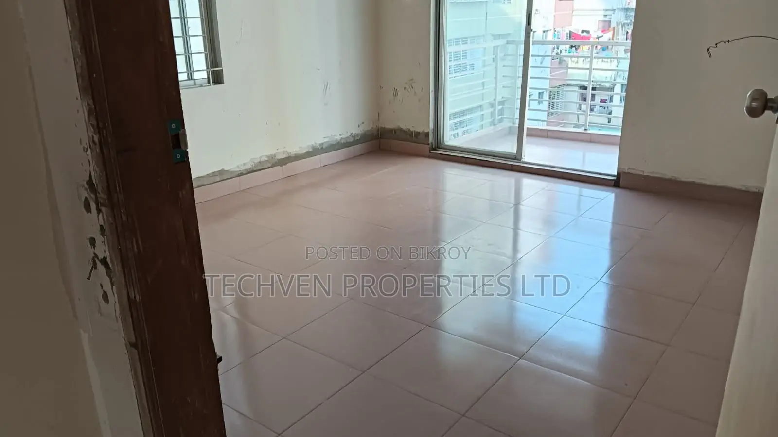 1400 sqft ready flat at 6750 taka per sqft in Shyamoli Bhuiya Goli in Mohammadpur