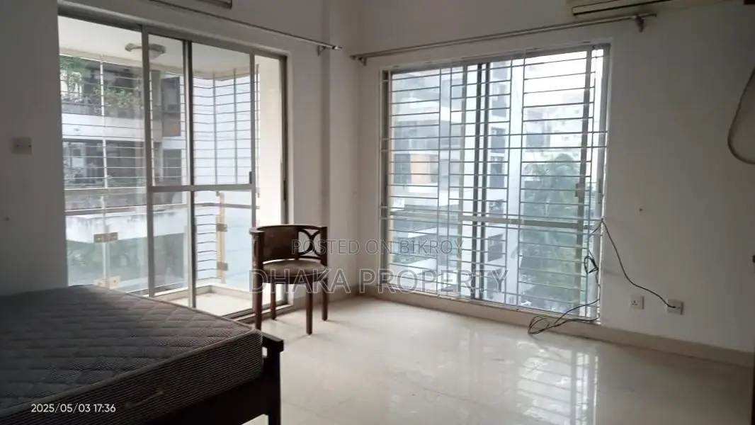4 Bed 2 Car Parking 2600sqft Flat Rent in Gulshan in Gulshan