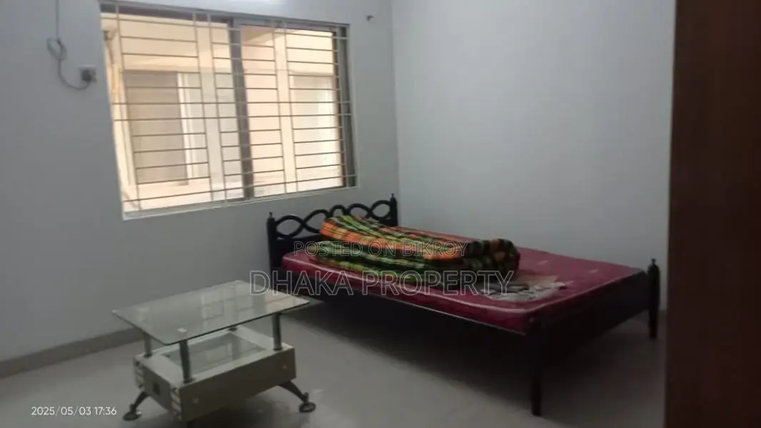 4 Bed 2 Car Parking 2600sqft Flat Rent in Gulshan in Gulshan