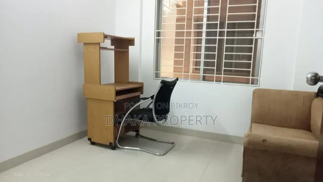 4 Bed 2 Car Parking 2600sqft Flat Rent in Gulshan in Gulshan