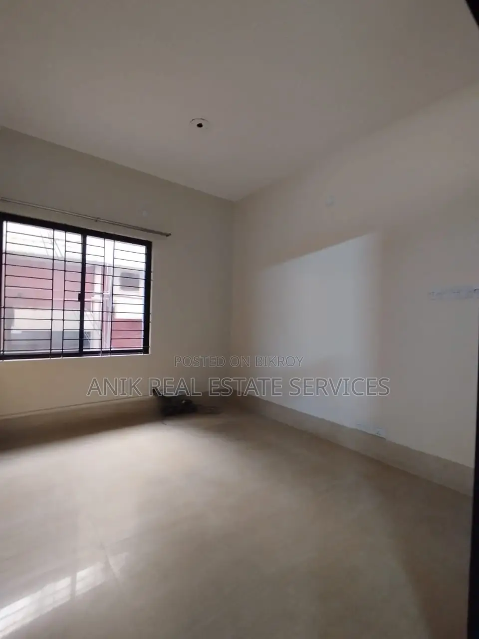 2300 Sft Office Space Rent At Gulshan 2 in Gulshan