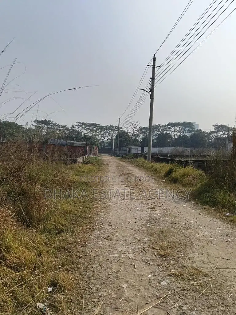 Sector-17G, North Facing Plot Sale in Uttara