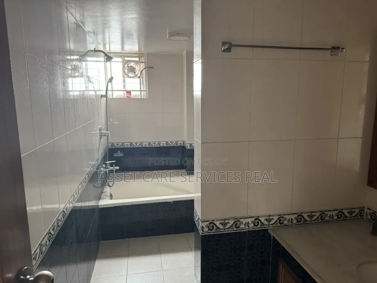 Excellent Location Office Space for Rent in Gulshan-2 North in Gulshan