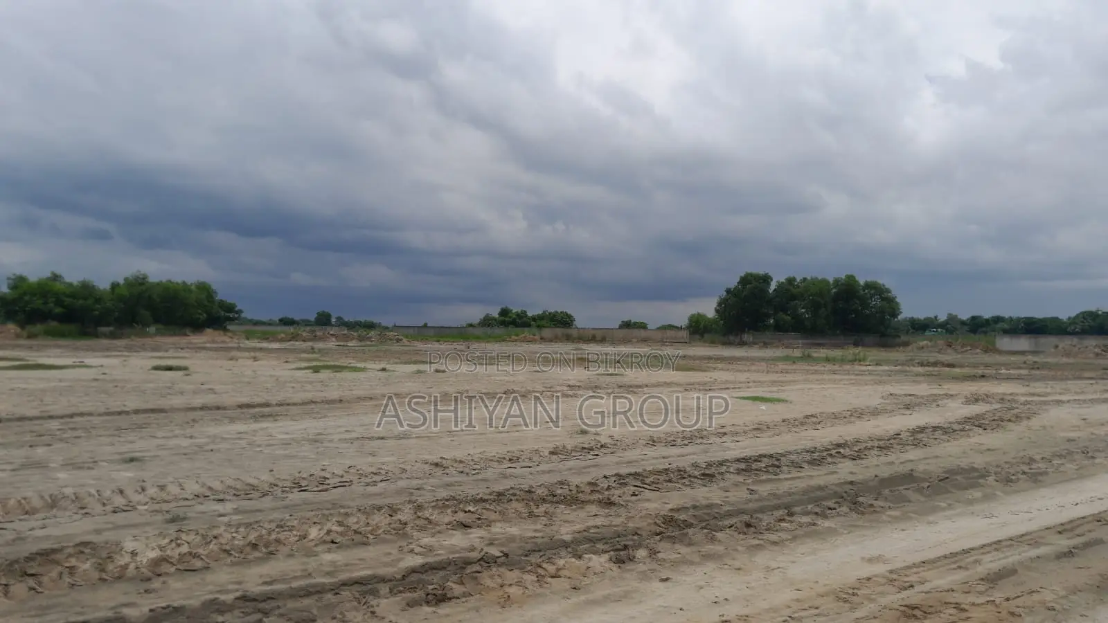 Plots for Sale in Ashiyan City Opposite the Airport on Installments in Gulshan