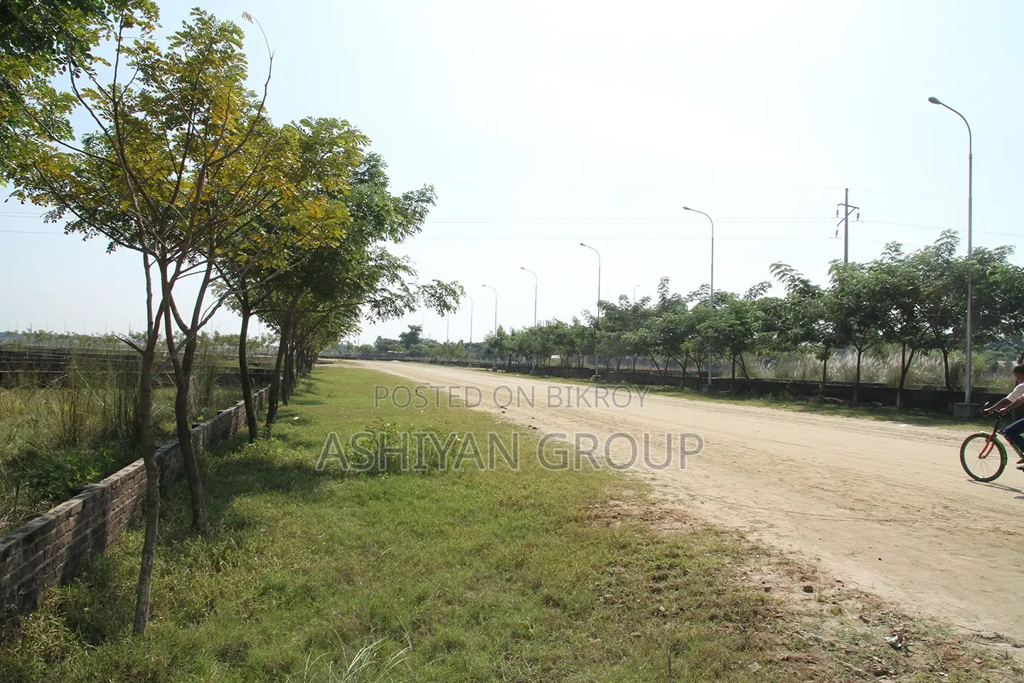 Plots for Sale in Ashiyan City Opposite the Airport on Installments in Gulshan