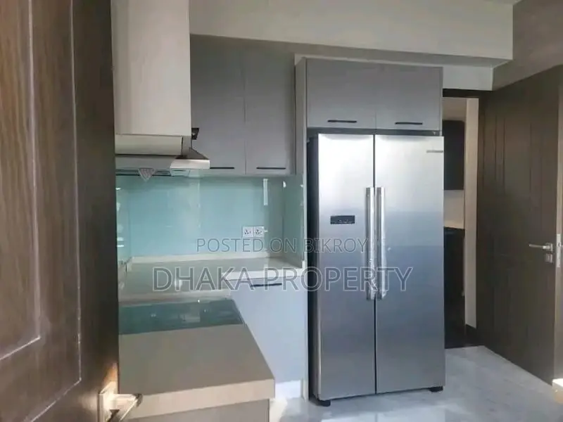 Semi-Furnished Gym-Swimming Facilities Luxury Apart: Rent in Gulshan -2 in Gulshan