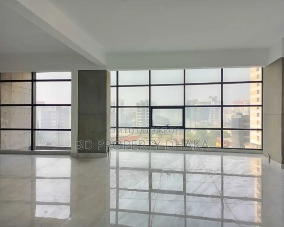 4000sqft Nice Open New Commercial Space Rent in Gulshan Avenue in Gulshan