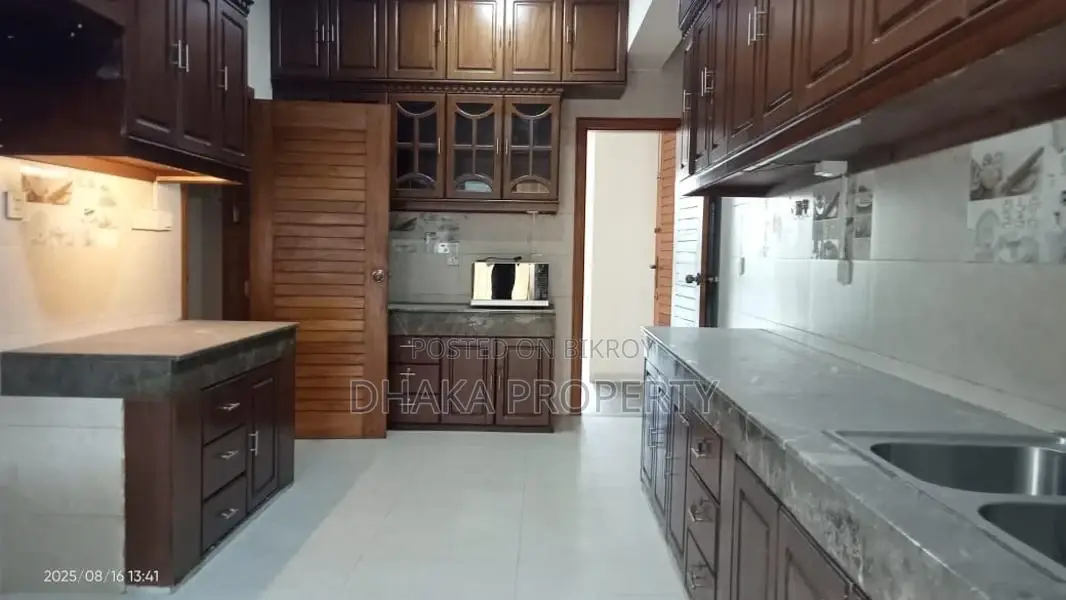 4bdrm Apartment in Gulshan for rent in Gulshan