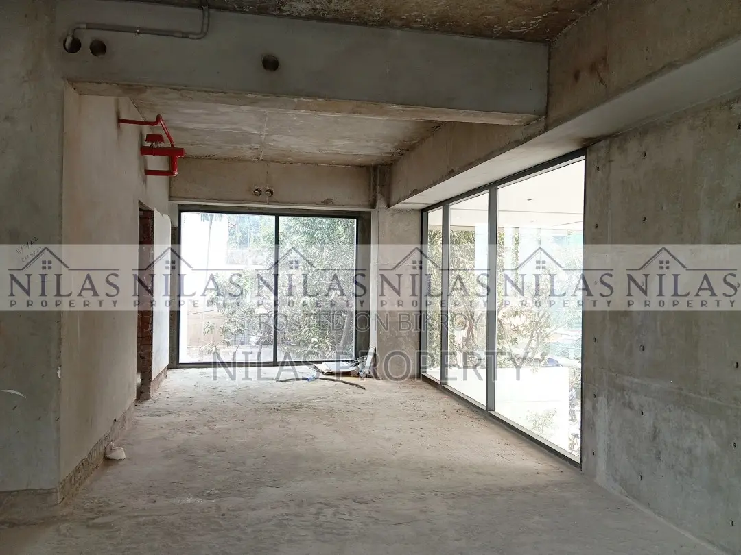 Rent a Prime First Floor Commercial Space in Uttara in Uttara