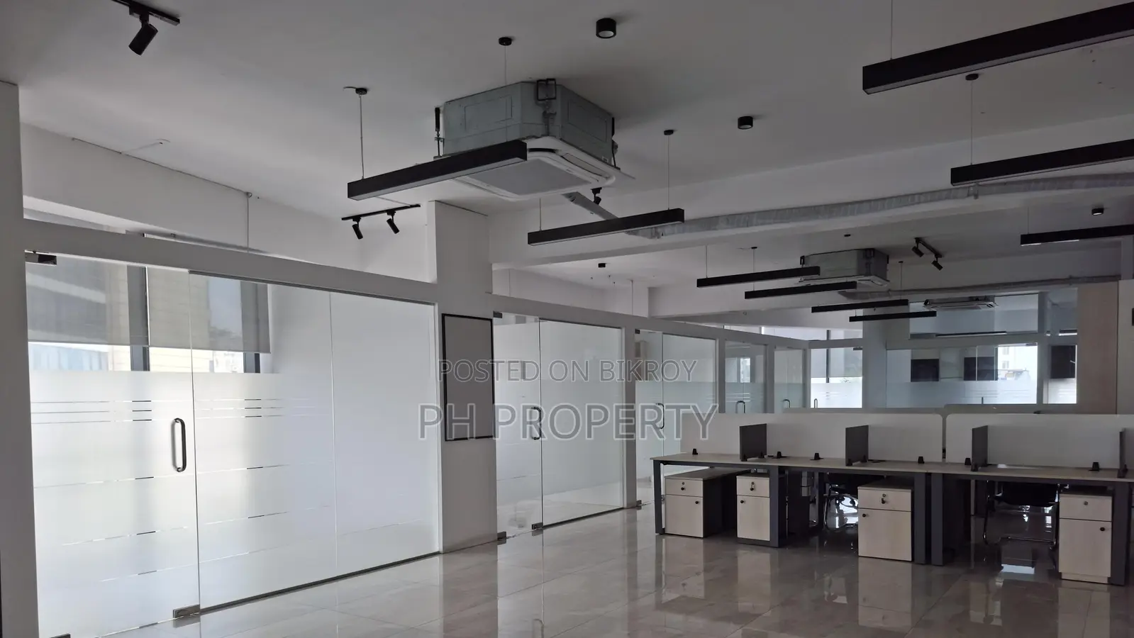 Gulshan rent full furnish office commercial in Gulshan