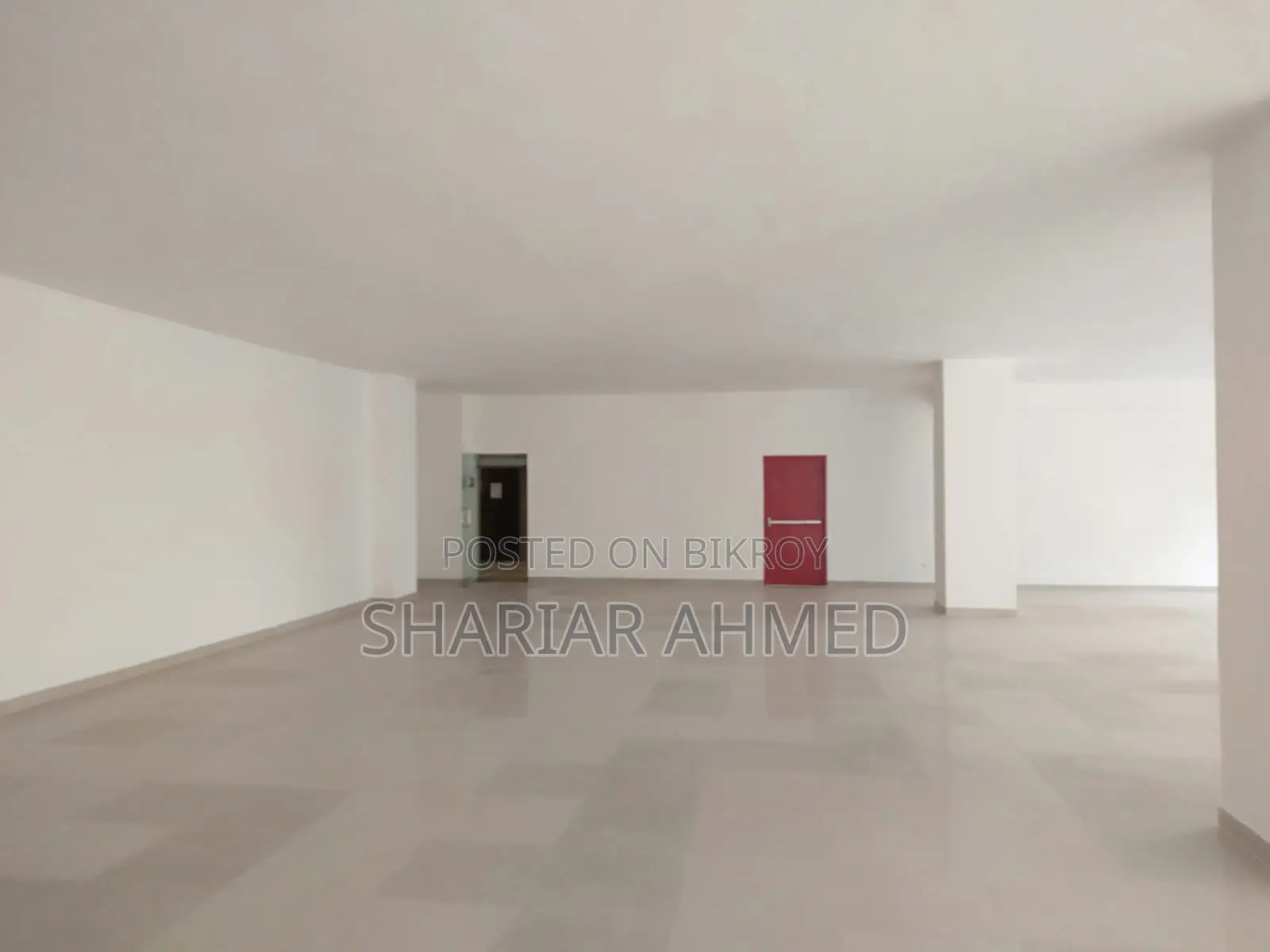 7500 SqFt(5Parking) 100% Commercial Space Rent In Gulshan 2 in Gulshan