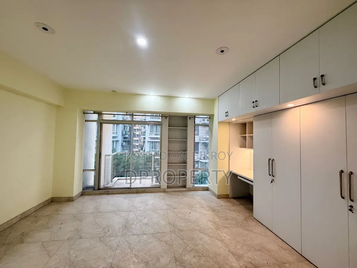 4bdrm Apartment in Basundhara for Rent in Basundhara