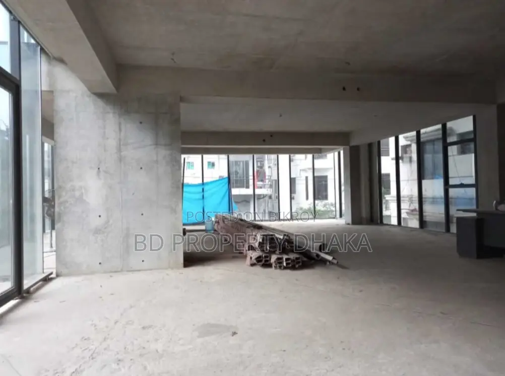 2600sqft Full Commercial Open Space for Rent in Gulshan