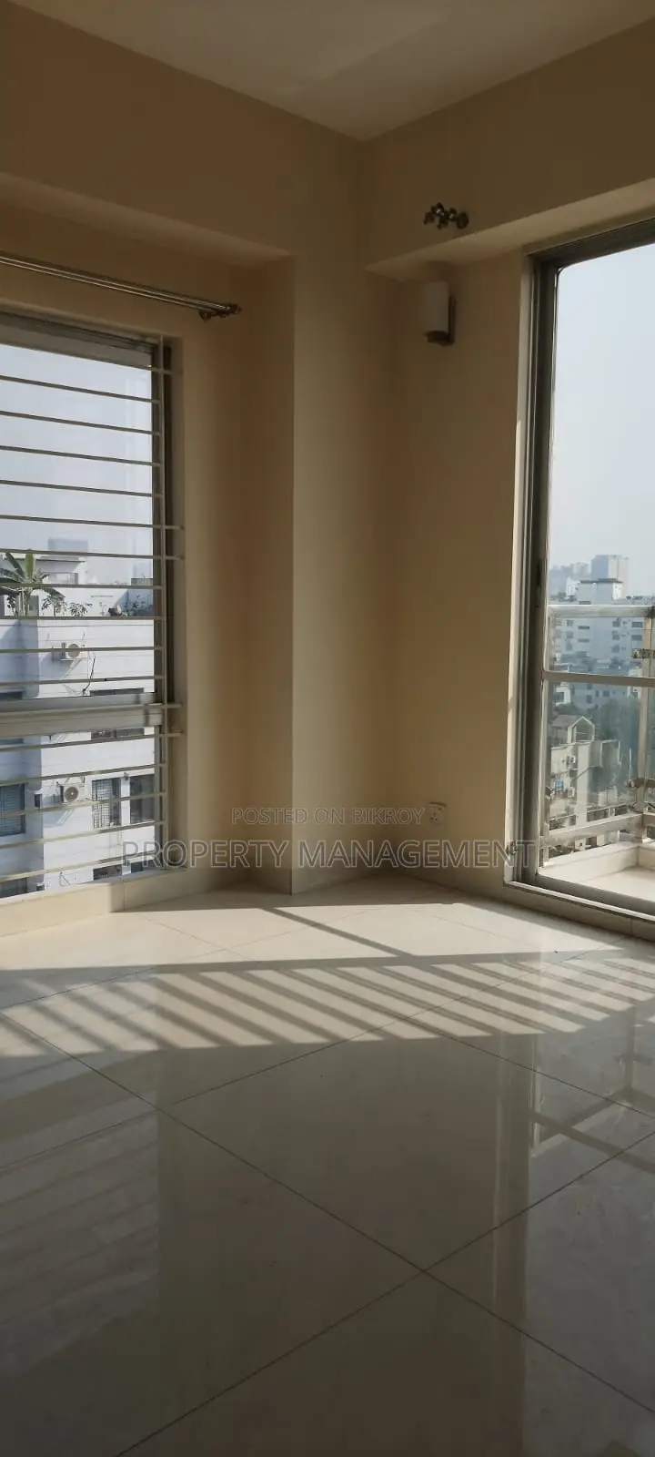 2200Sqft New Apartment Rent 3Bed 3Bath Banani Nice View in Banani