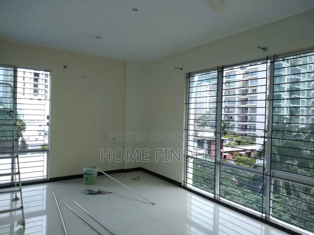2920 Sqft Semi-furnished Apartment For Rent in Gulshan 2 in Gulshan