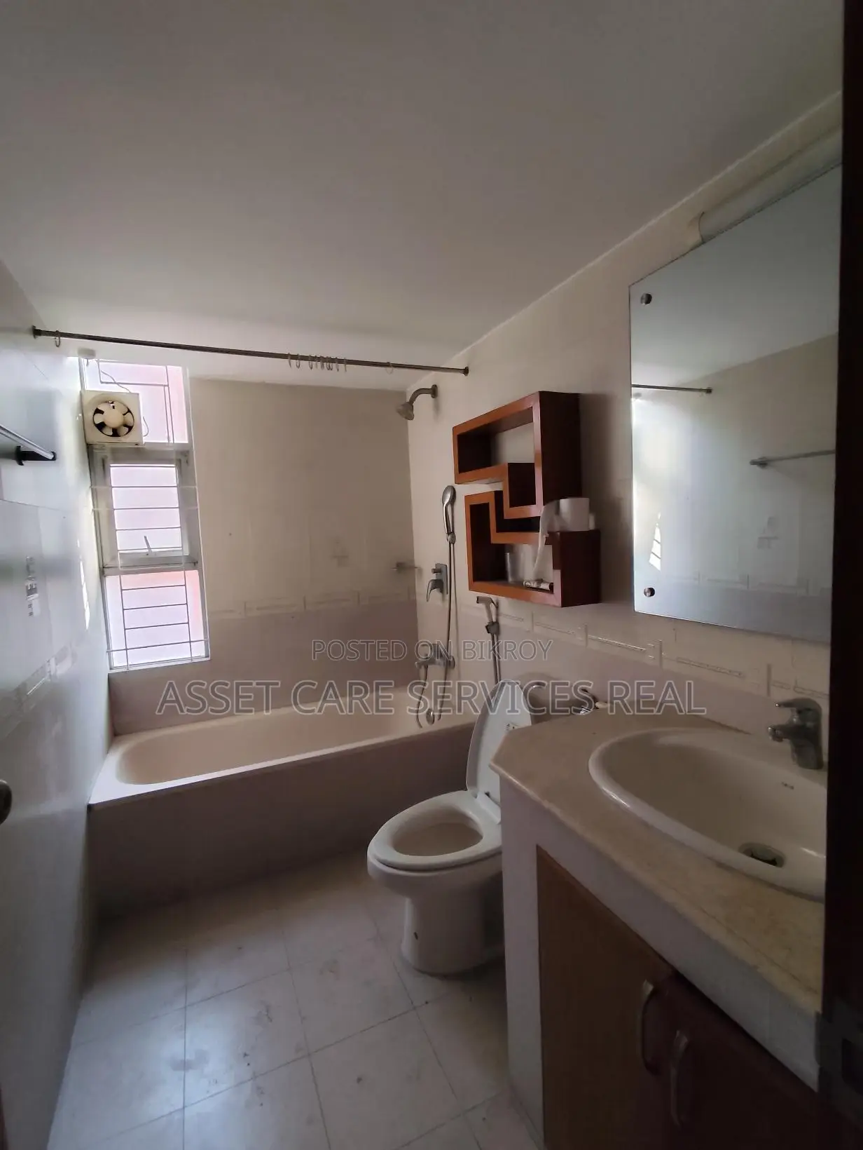 North Banani 3Bed Semi-Furnished Exclusive Apartment Rent in Banani