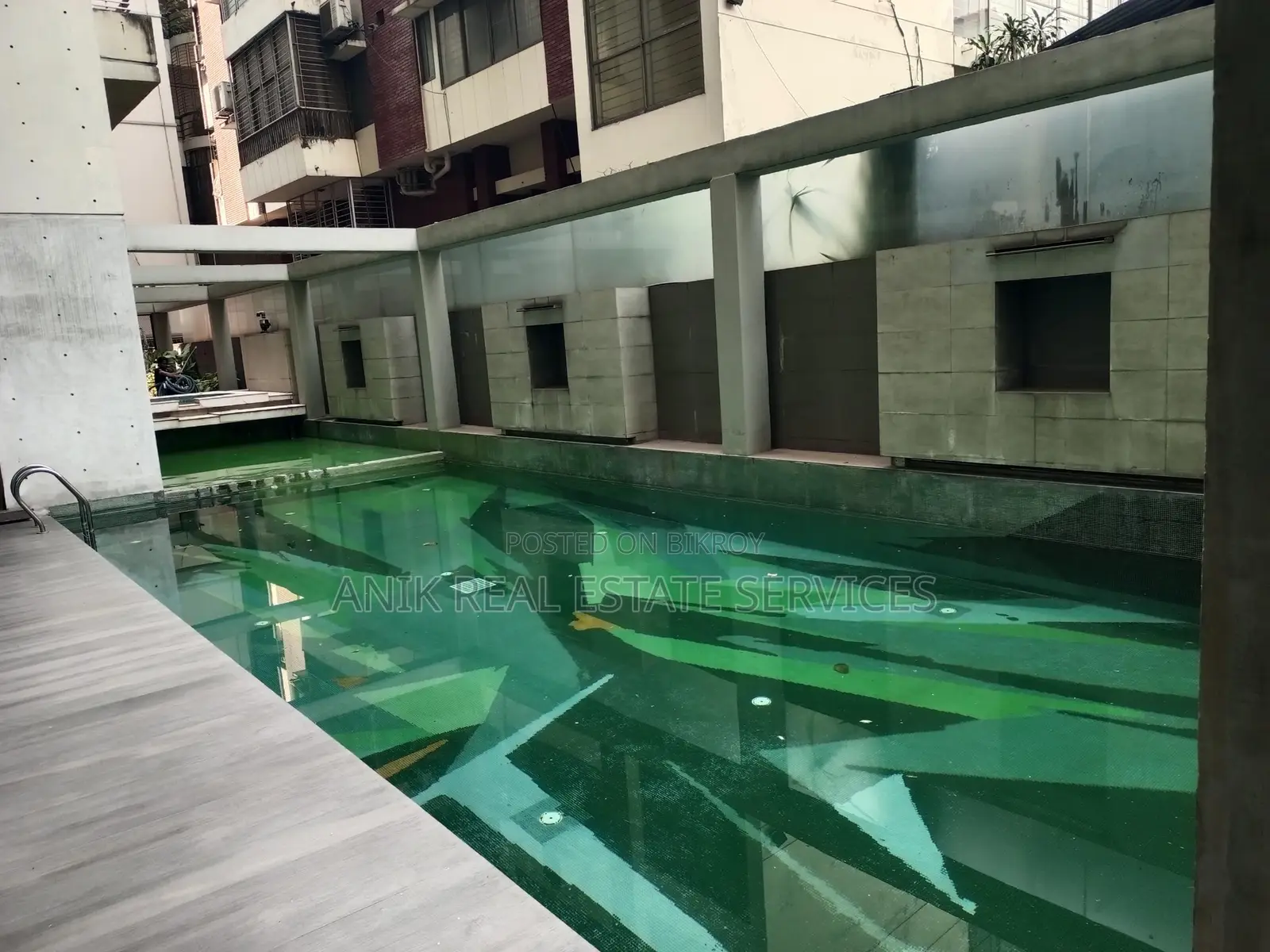 Swmming Pool Gym Full Farnised Flat Rent At Gulshan 2 in Gulshan