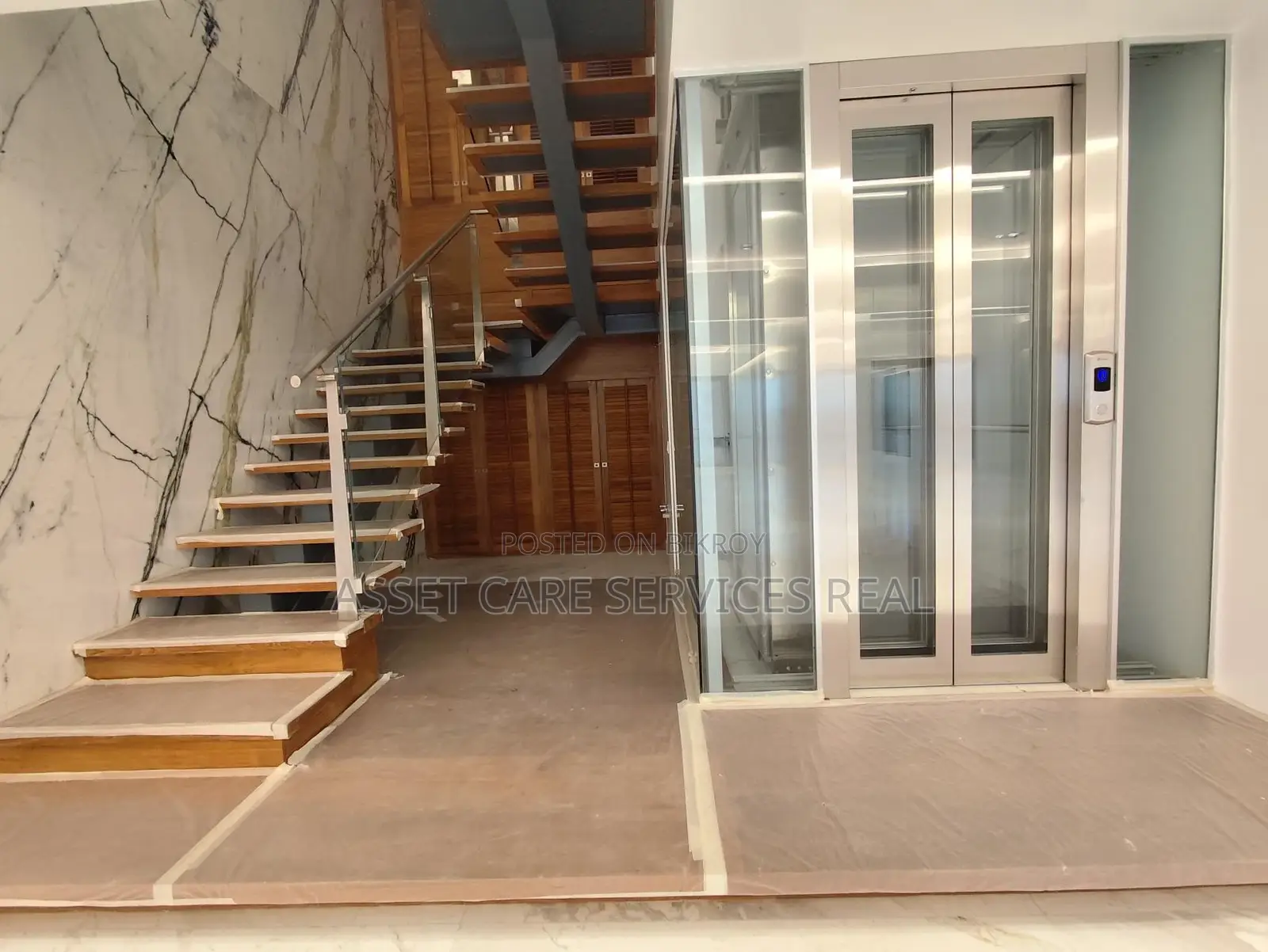 Luxury New 7320-Sqft 5Bed Lake View Duplex Apartment Rent North Gulshan in Gulshan