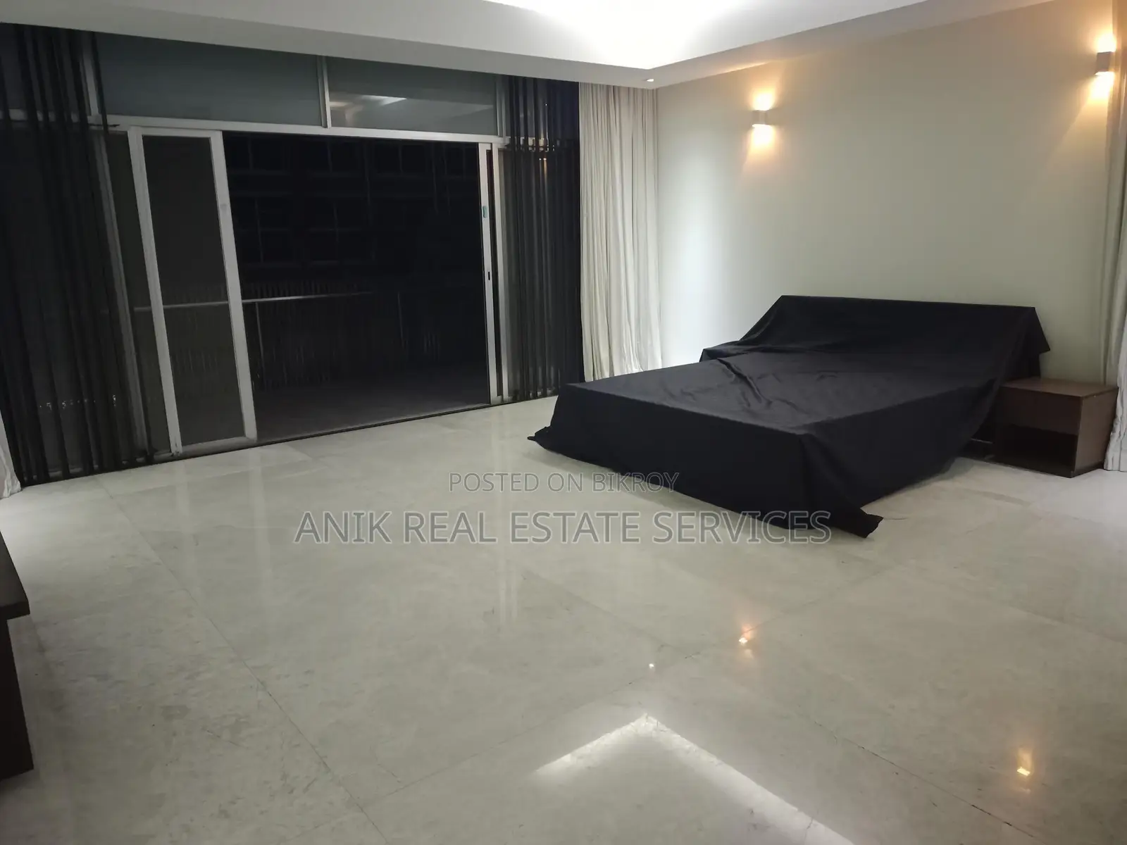 Swmming Pool Gym Full Farnised Flat Rent In Gulshan 2 in Gulshan