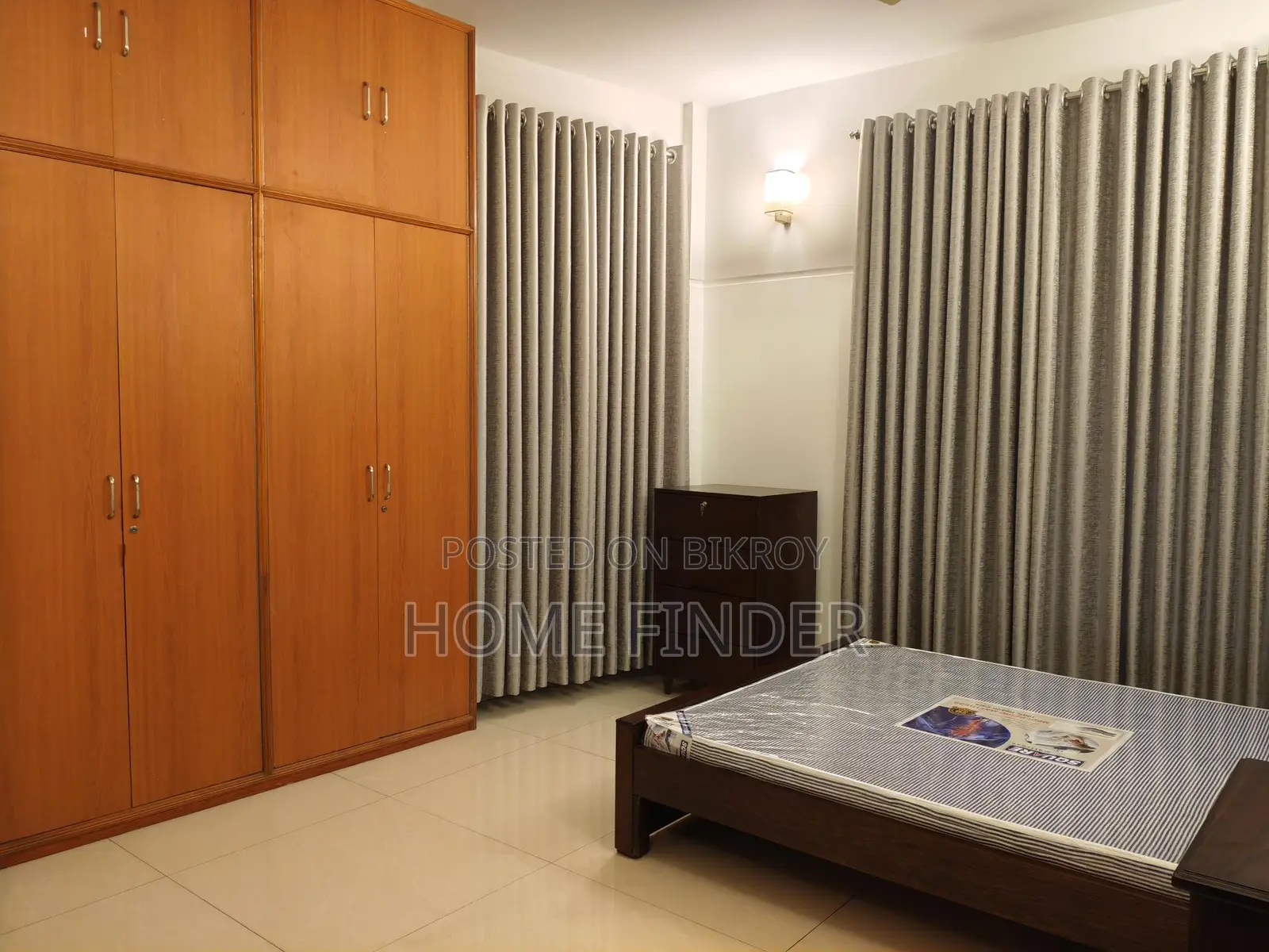 Good Quality 2400 Sqft Full-furnished Apartment For Rent In Gulshan 2 in Gulshan