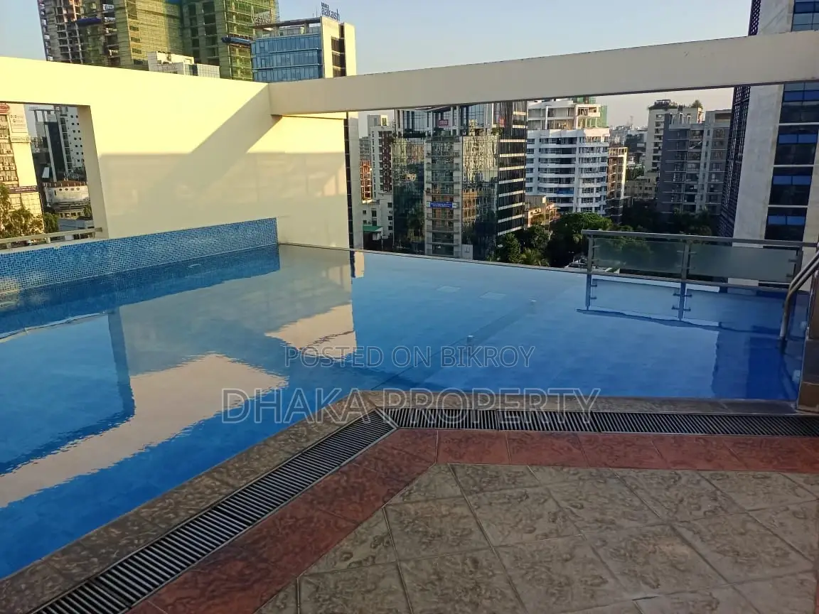 4-Beds (Gym-Swimming pool) Luxurious Apartment Rent in Gulshan North in Gulshan