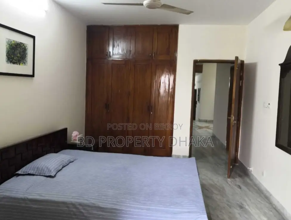 Excellent Fully Furnished Apt Rent In Gulshan 2 in Gulshan