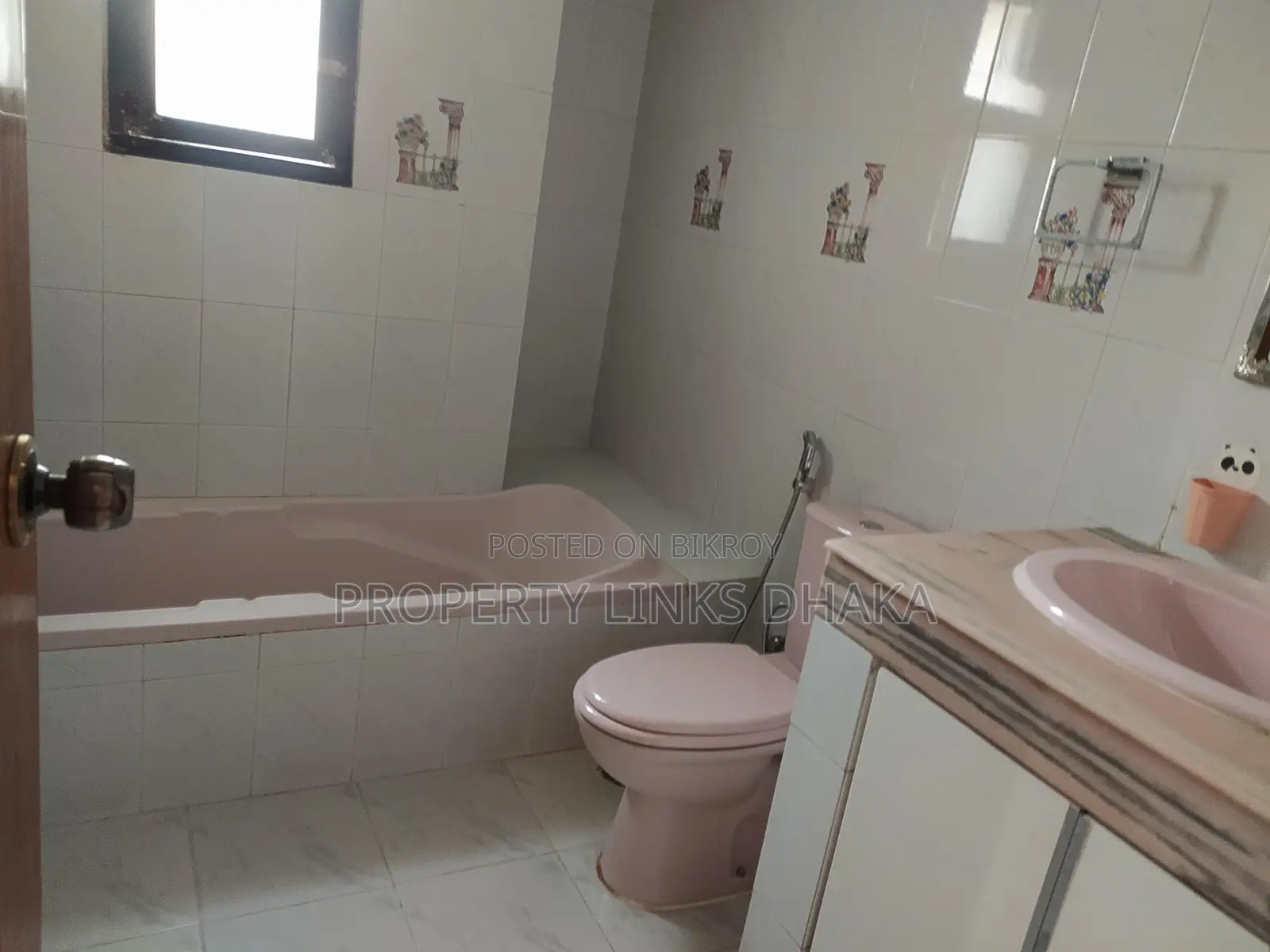 Unfurnished flat for Rent in Gulshan in Gulshan