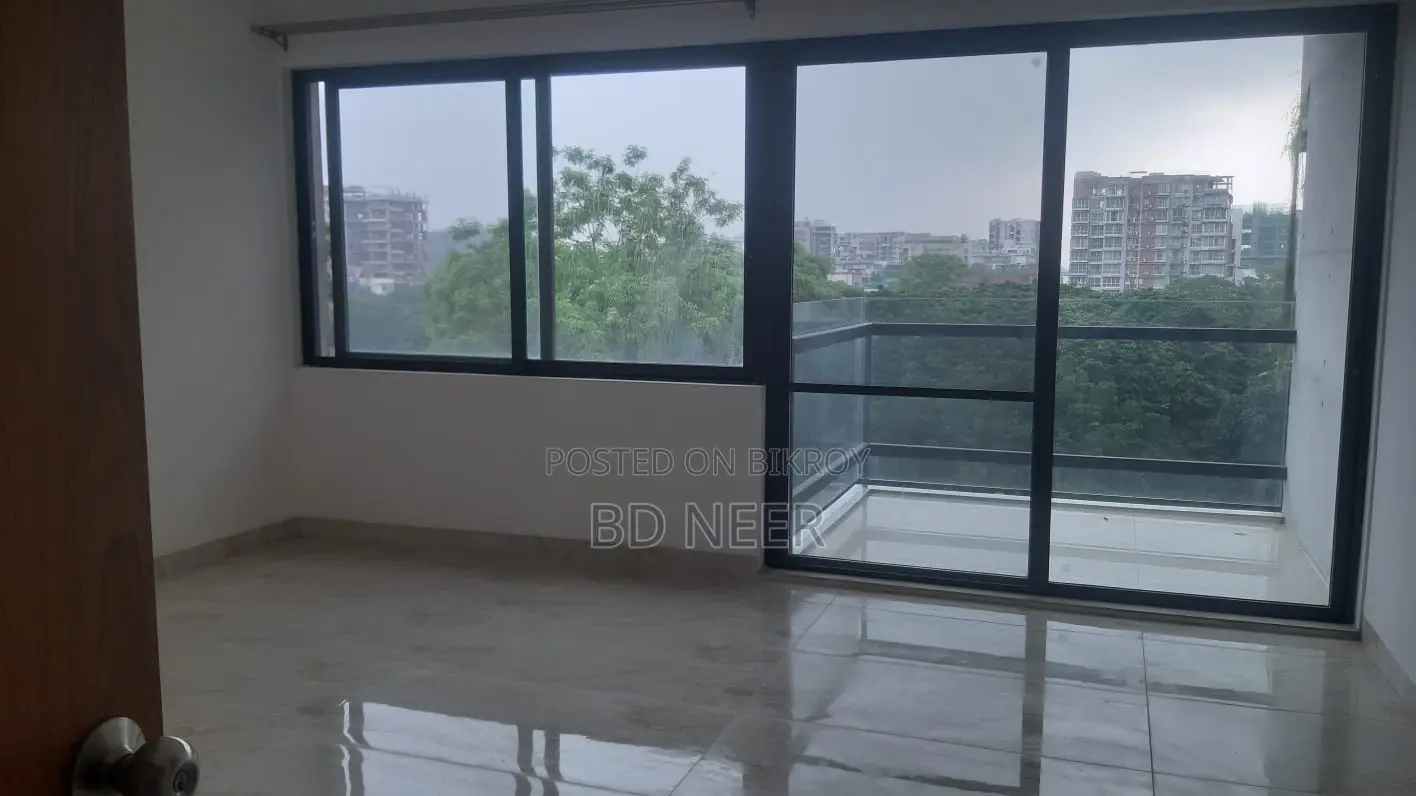 Brand New Lake View Gym Swimming 4-Bedroom Apartment Rent in Gulshan-2 North in Gulshan
